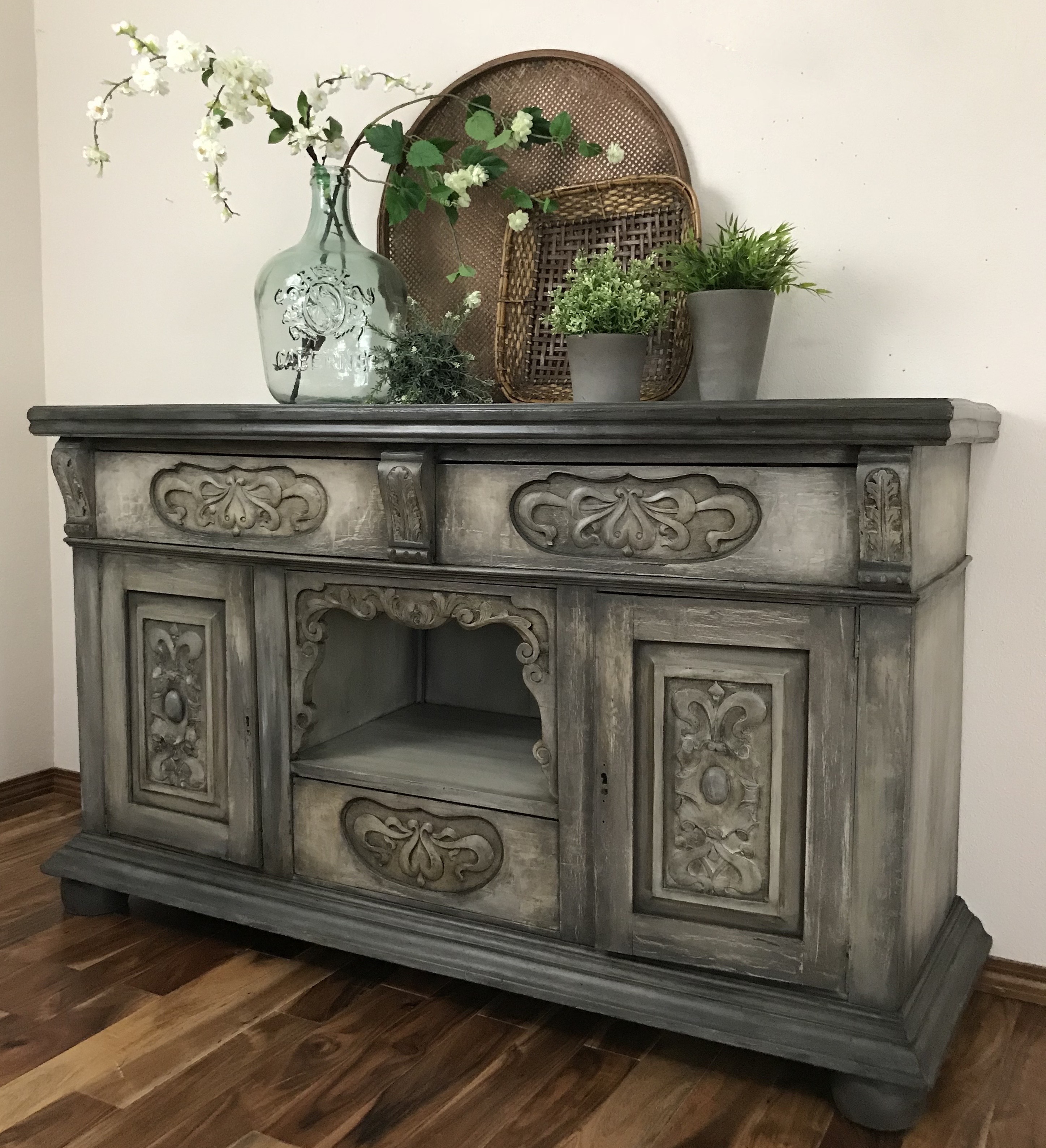 This Old Gal Rustic Buffet General Finishes 2018 Design Challenge   E4033d72 E906 4b27 B2ca 0da1890cd1e1 