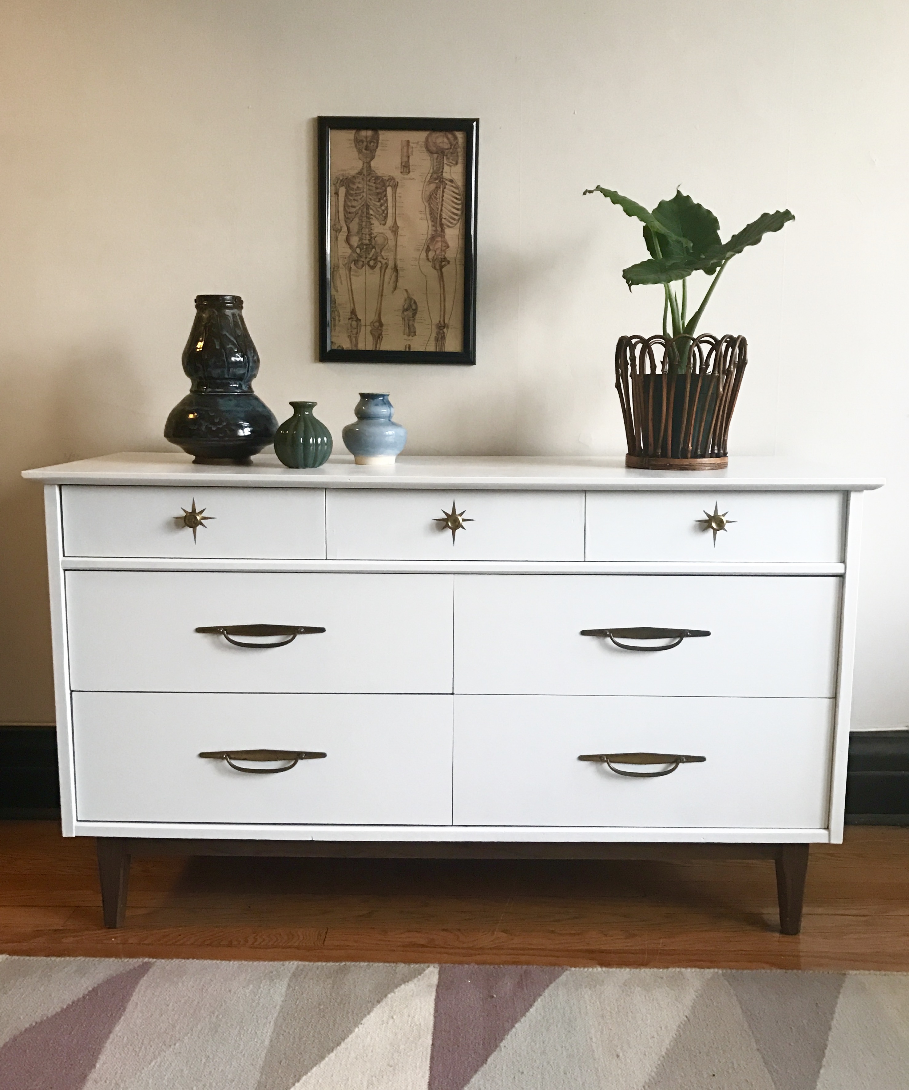 White Starburst Mid Century Modern Dresser | General Finishes 2018 ...