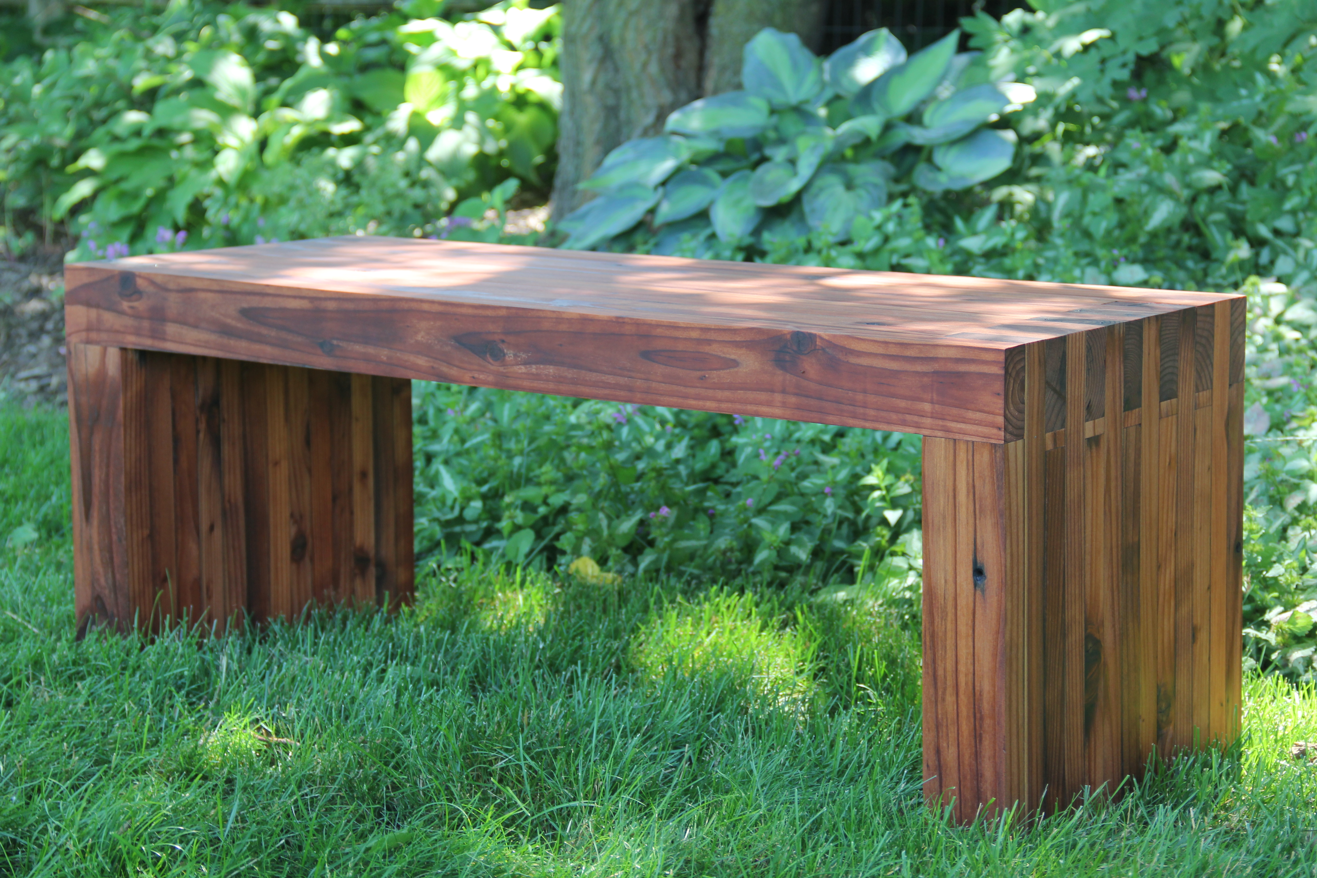 Redwood Keepsake Bench | General Finishes 2018 Design Challenge