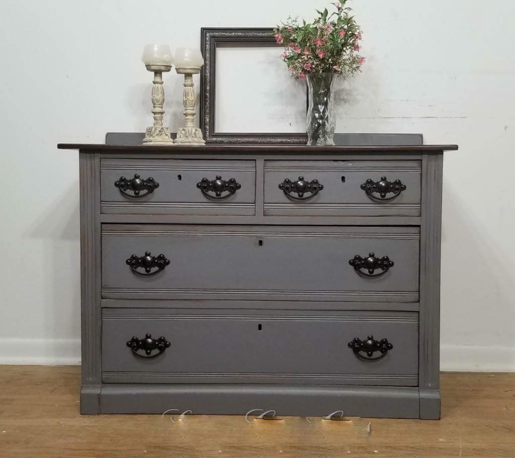 Small antique dresser | General Finishes 2018 Design Challenge