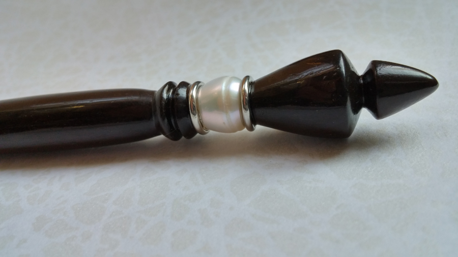 Ebony Ballpoint Pen with Baroque Pearl