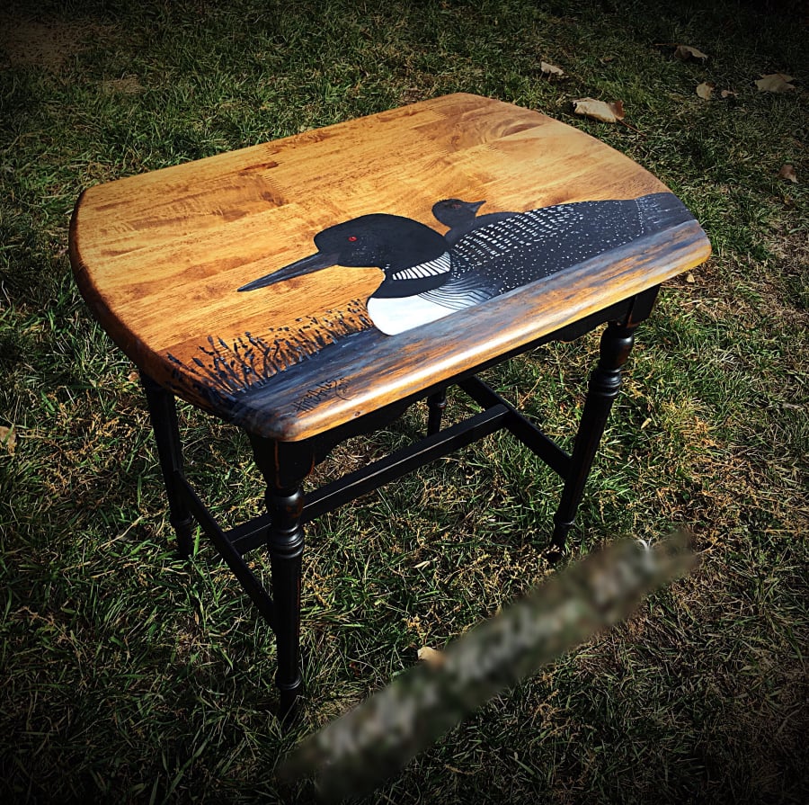 Loon table