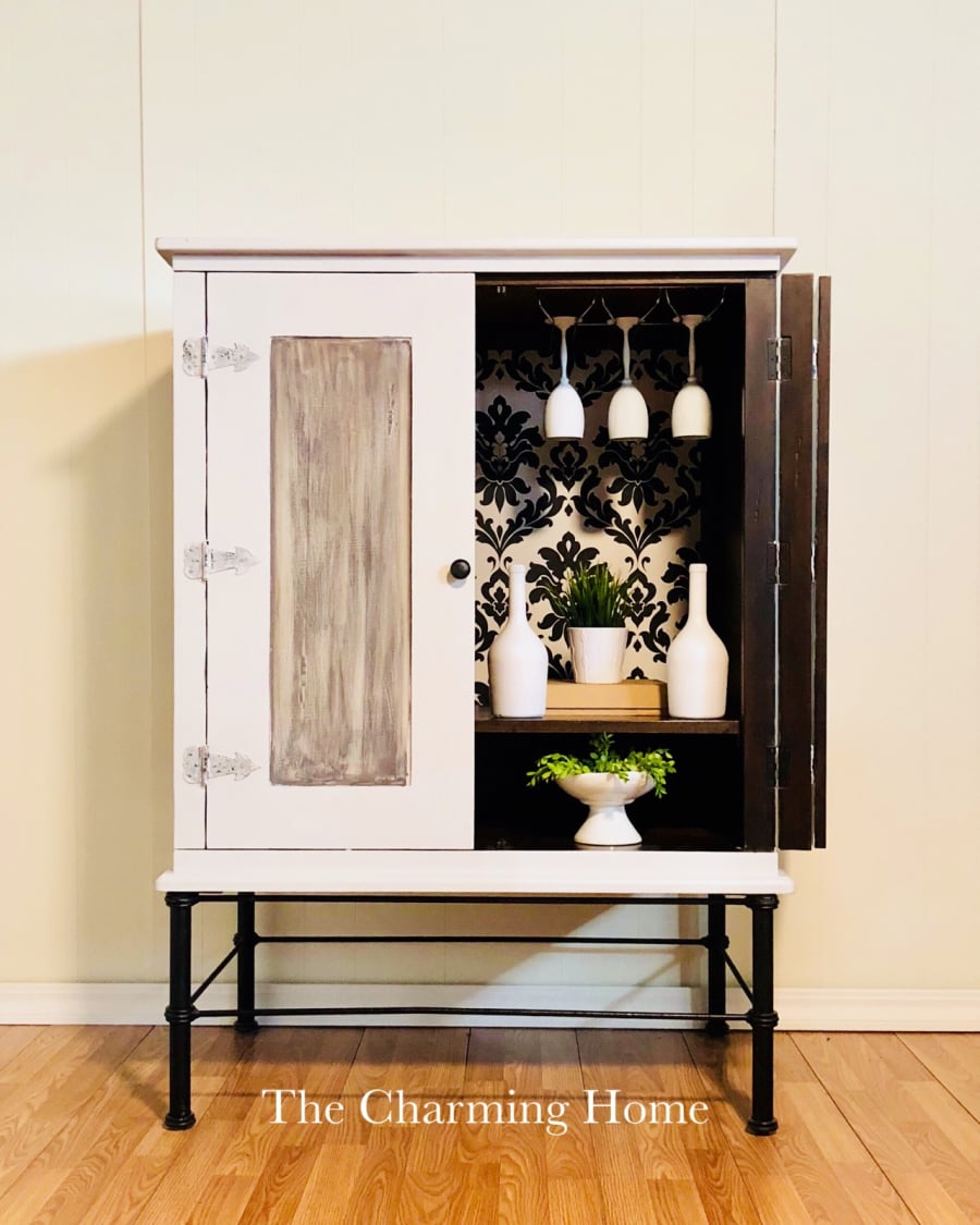 The Charming Home Organic Modern Farmhouse Bar