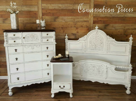 Antique Bed & Vanity Set
