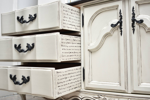 French Script on the sides of the drawers