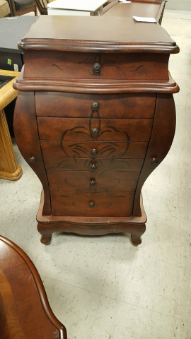 Bombe Chest, Before