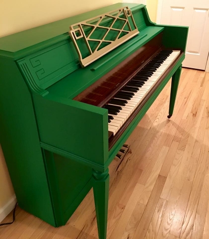 GF Milk Paint in Emerald & GF High Performace Topcoat Satin Piano Transformation
