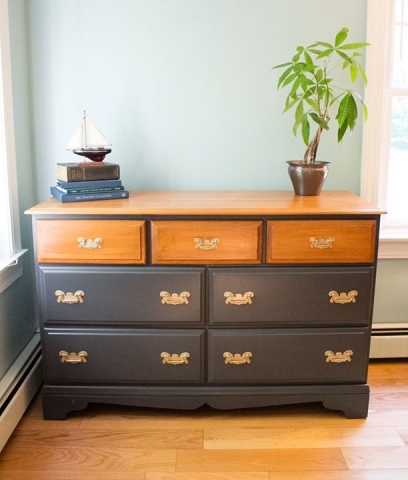 Queenstown Gray Solid Maple 7-Drawer