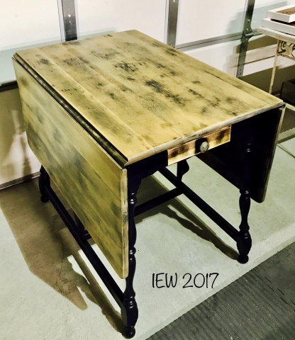 Dramatic Drop Leaf