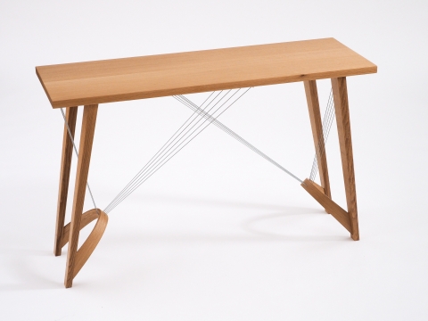 Suspension Table