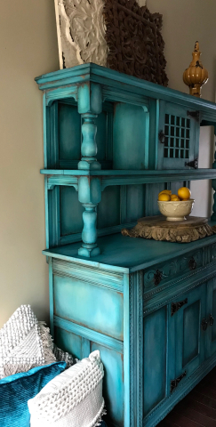Salty Dog Pub Entryway Hutch